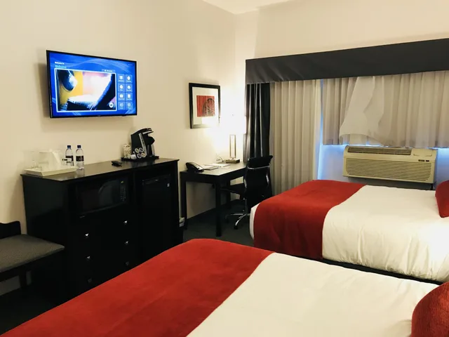 غرفة بسريرين كوين، Park Inn By Radisson Edmonton Airport 1/7