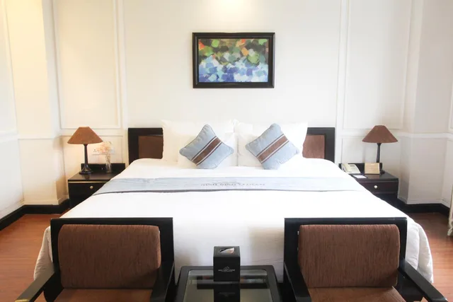 Superior, Double Bed, French Building، Ninh Binh Legend Hotel 2/4