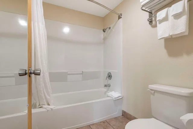 غرفة بسريرين كوين، Quality Inn Ashland Lake Superior 3/3