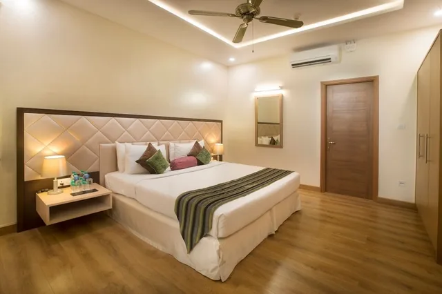 جناح بسرير كينج، Clarks Exotica Convention Resort Spa 4/7