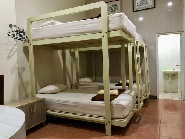 غرفة رباعية، Savita Garden Inn 1/1