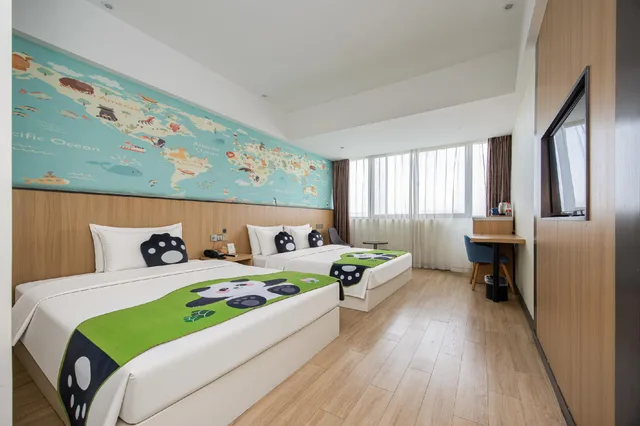 غرفة ديلوكس عائلية بسرير كينج وسرير فردي، Starway Hotel at Pudong 1/1