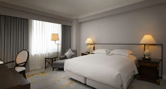 غرفة قياسية بسرير كينج بإطلالة على البحر، Grand Hi Lai Hotel 2/2