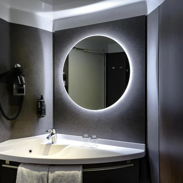 غرفة بسرير فردي، Ibis Muenchen Parkstadt Schwabing 8/10