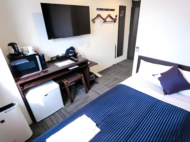 Semi Room, Standard, Semi Double Bed, Smoking، Hotel Livemax Chiba-ekimae 1/1