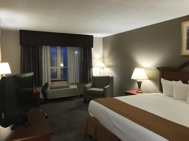 غرفة تنفيذية بسرير كينج، Best Western Gateway Adirondack Inn 7/10