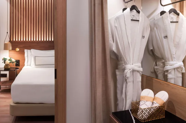 جناح جونيور، Melia Granada 10/10