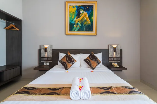 Deluxe, Queen Bed, Pool or Sea View، Padma Sari Hotel 1/4
