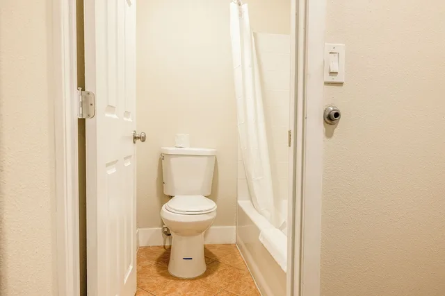 غرفة بسرير كينج للمدخنين، Quality Inn Victorville I-15 7/8