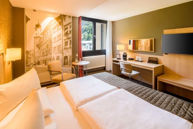 Room, King Bed, Best Western Premier Central Hotel Leonhard 3/4
