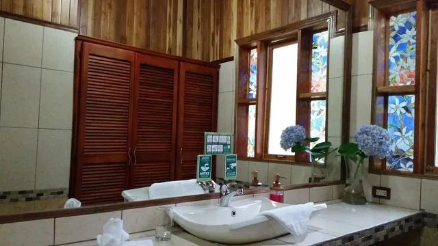 كابينة سوبيريور بفراش فوتون وسرير كينج وسرير فردي، Cabana Los Pinos Hotel 2/2