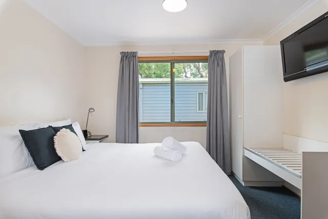 كابينة تنفيذية بسرير كينج، Adelaide Caravan Park 1/6
