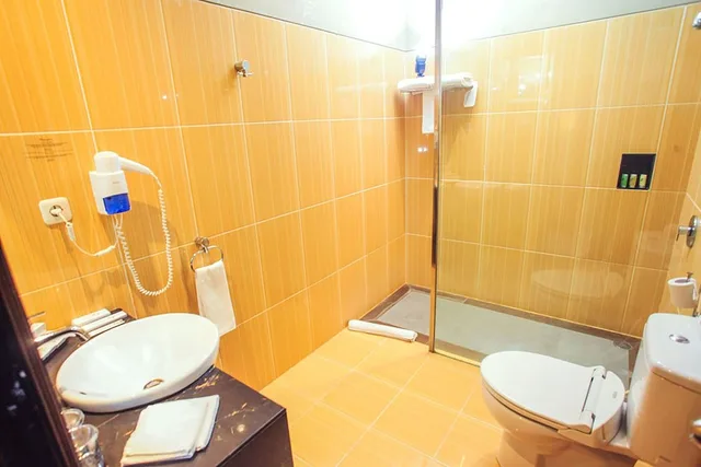 غرفة سوبيريور ديلوكس بسرير كينج، Swiss-Belhotel Kendari 3/3