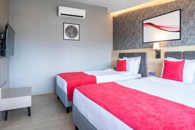 Standard, Twin Beds, Land Side, Balcony، Ramada by Wyndham Dalaman 7/7
