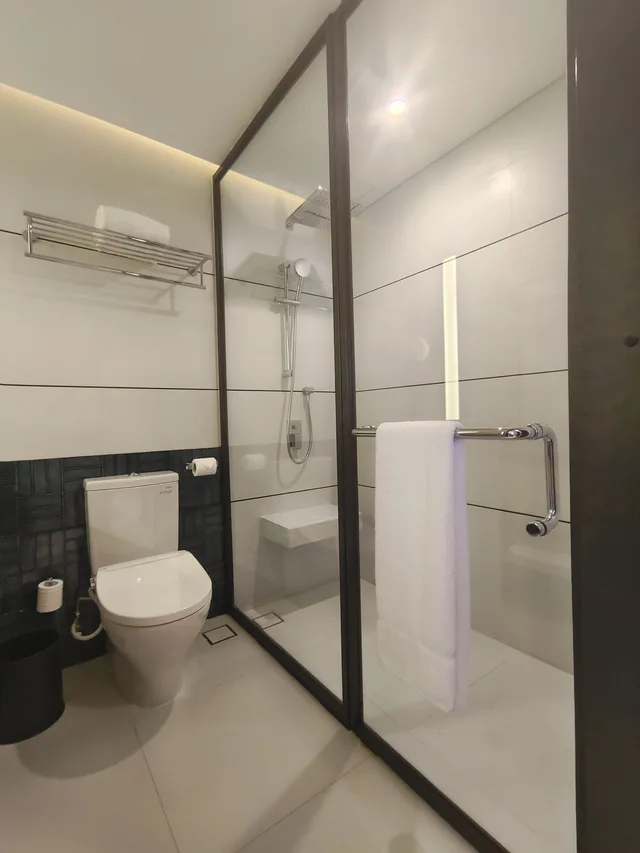 غرفة بسريرين منفصلين بإطلالة على المدينة، Four Points by Sheraton Batam 4/7