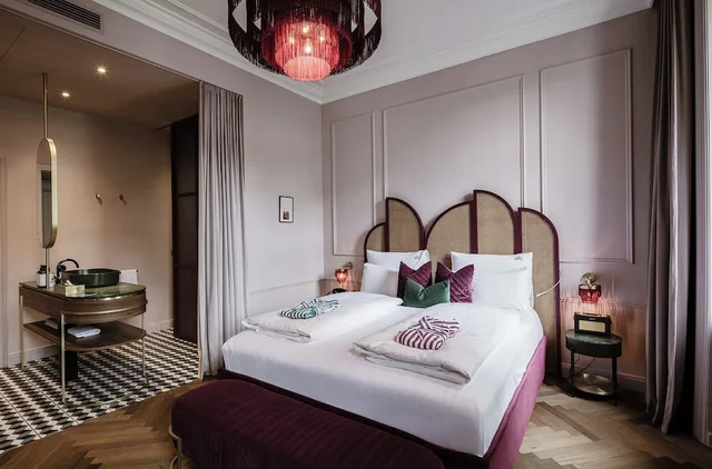 Deluxe, Double Bed, Hotel Josefine 16/20