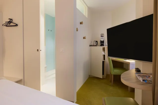 Courtyard, Superior, Queen Bed، Hotel Platzhirsch 4/4