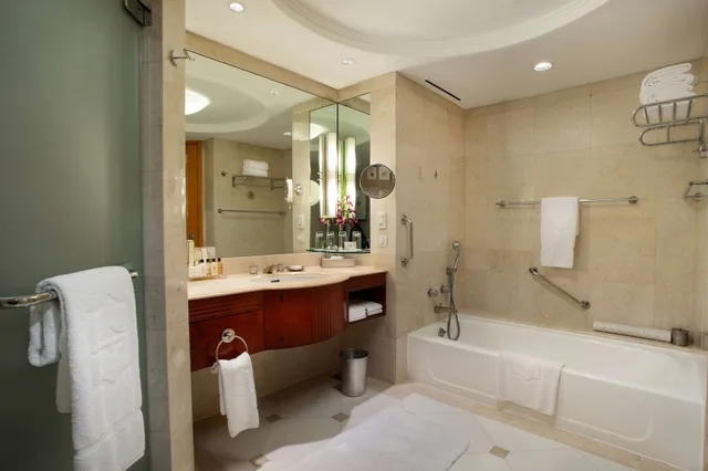 غرفة سوبيريور بسرير كينج، Makati Shangri-La 6/6