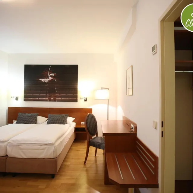 غرفة كلاسيكية ثلاثية بسرير فردي، arte Hotel Wien Stadthalle 1/10