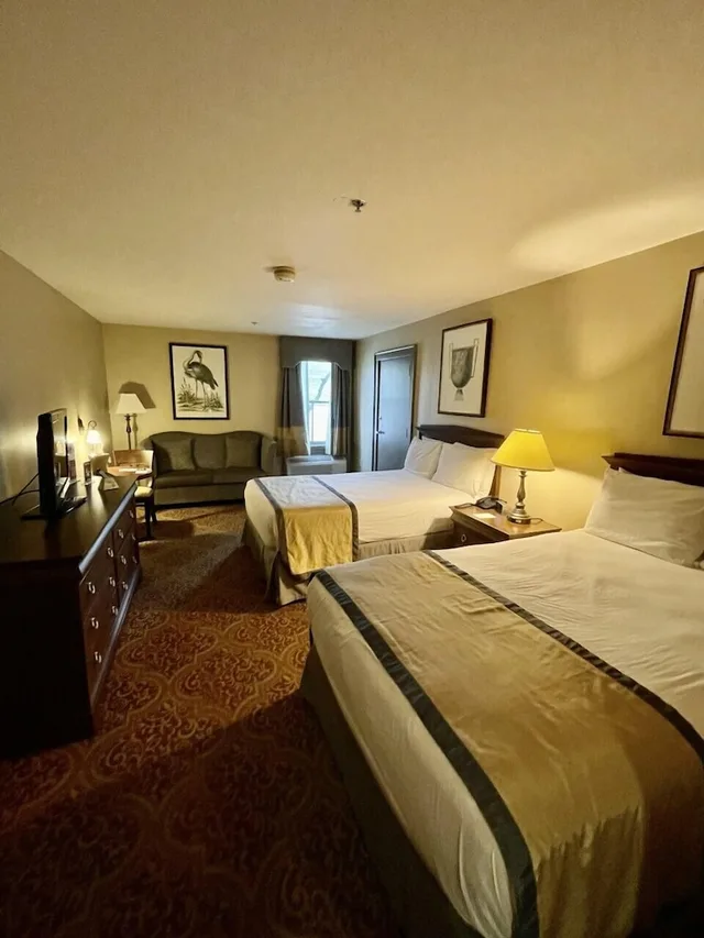 غرفة ديلوكس بسريرين مزدوجين لذوي الإعاقة، Greenville Inn Suites 2/6