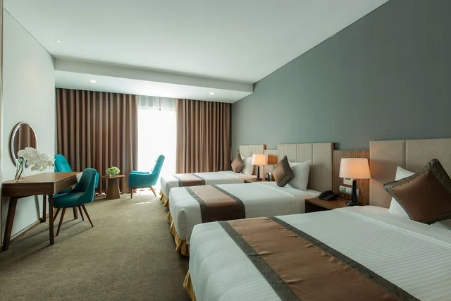 غرفة ديلوكس ثلاثية بثلاثة أسرّة، Muong Thanh Luxury Vien Trieu Hotel 2/5