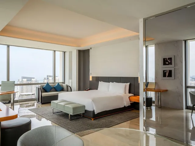 غرفة كلوب فاخرة بسريرين منفصلين بإطلالة على المدينة، Sofitel Haikou Hotel 3/9