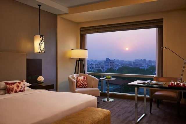 Club, Spa, King Bed, Hyatt Regency Ahmedabad 4/7