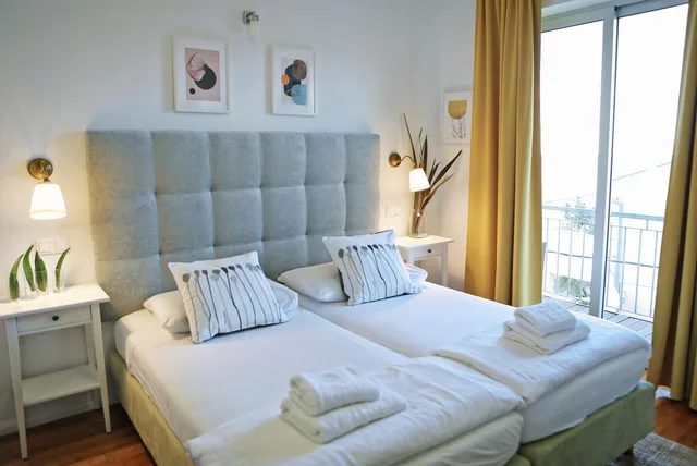 غرفة عائلية، HOTEL DELFIN 2/10