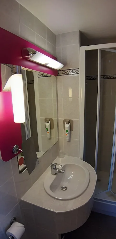 غرفة بسريرين منفصلين، ibis Styles Bourg en Bresse 4/6