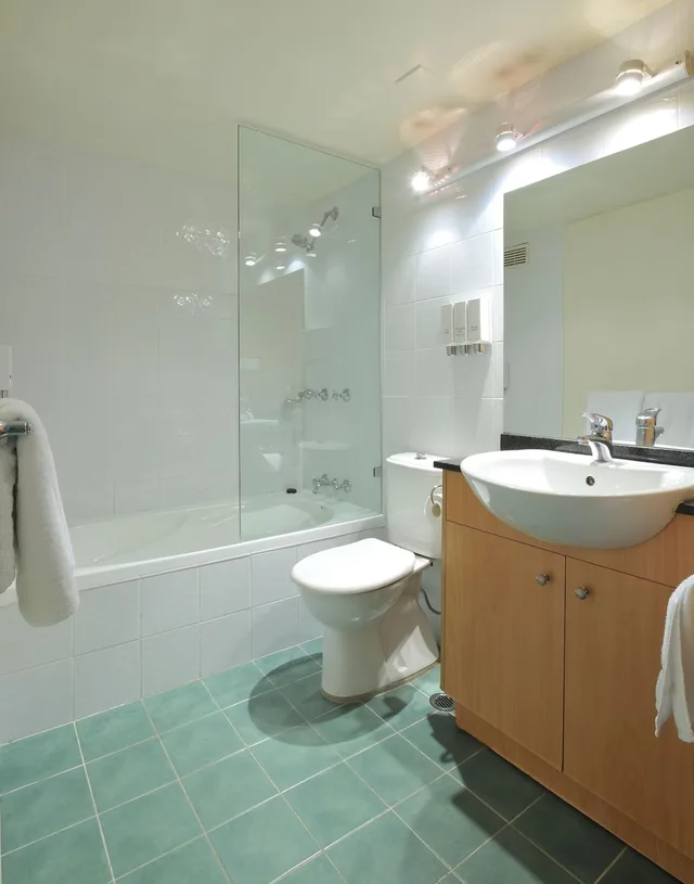 شقة بسرير كوين مع أريكة بمطبخ، Metro Apartments On Darling Harbour Sydney 7/10