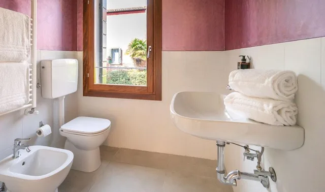 Apartment, Train Station، Palazzo San Luca 3/5