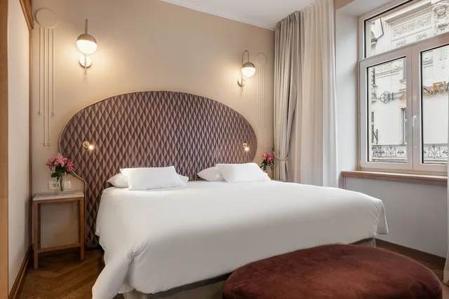 Grand, Suite, Double Bed, Corner, Grand Hotel Union Eurostars (ex Grand Hotel Union) 2/4