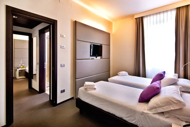 غرفة عائلية، HOTEL CENACOLO(formerly Ora Hotel Cenacolo) 1/2