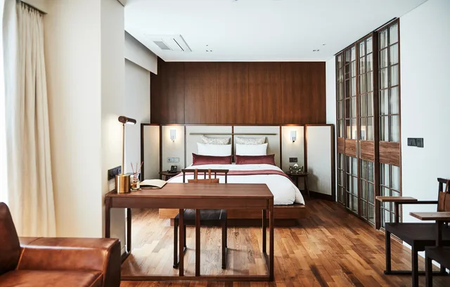 جناح، La Casa Hotel Seoul 2/2