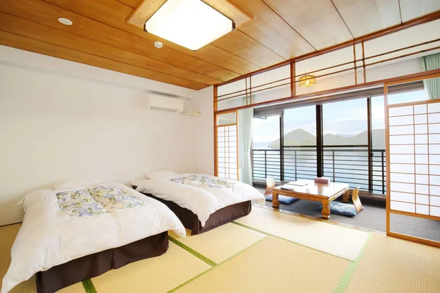غرفة يابانية بإطلالة على البحيرة، Toya Onsen Hotel Hanabi 1/1
