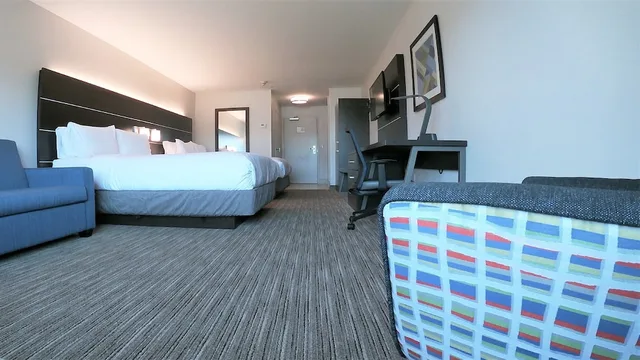 غرفة قياسية بسرير كينج، Holiday Inn Express And Suites Hood River 5/10