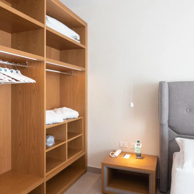 جناح جونيور بشرفة، Mosella Suite 9/10
