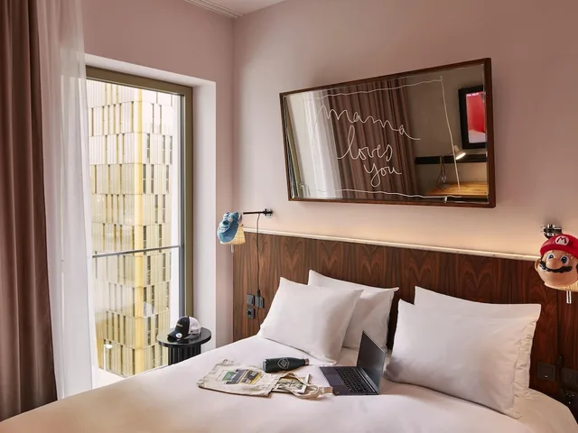 Mama, Medium, Double Bed، Mama Shelter Luxembourg 2/10