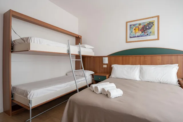 غرفة اقتصادية عائلية، Hotel Boston 3/10