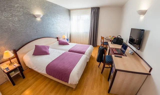 Comfort, Double Bed, Ariane Hotel 1/6