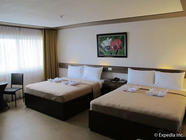 غرفة عائلية رباعية، Leope Hotel 1/1