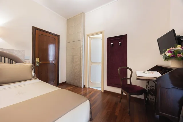 غرفة مفردة، Forum Hotel Rome 13/16