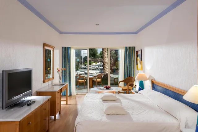 شقة بشرفة بغرفة نوم واحدة، Paphos Gardens Holiday Resort 1/2