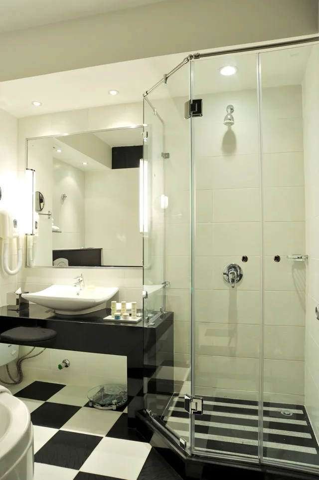 غرفة سوبيريور بسرير مزدوج أو سريرين منفصلين، RADISSON BLU HOTEL, LUSAKA 2/2
