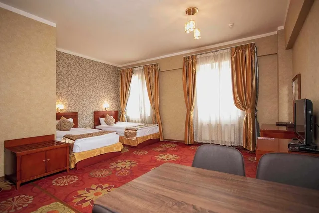 غرفة قياسية بسريرين كوين، Ub City Hotel 2/5