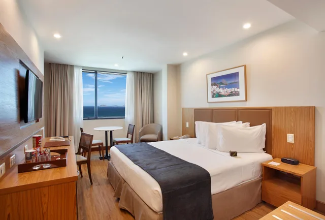 غرفة تنفيذية بسرير مزدوج بإطلالة على البحر، Windsor Excelsior Copacabana 1/2