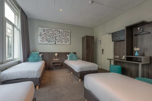 غرفة رباعية بأربعة أسرّة، Hotel Damsquare 2/10