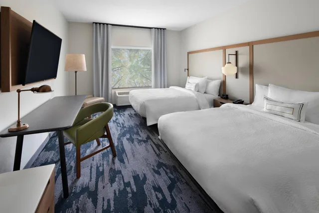 غرفة بسريرين كوين، Fairfield Inn & Suites By Marriott Lake Geneva 5/12