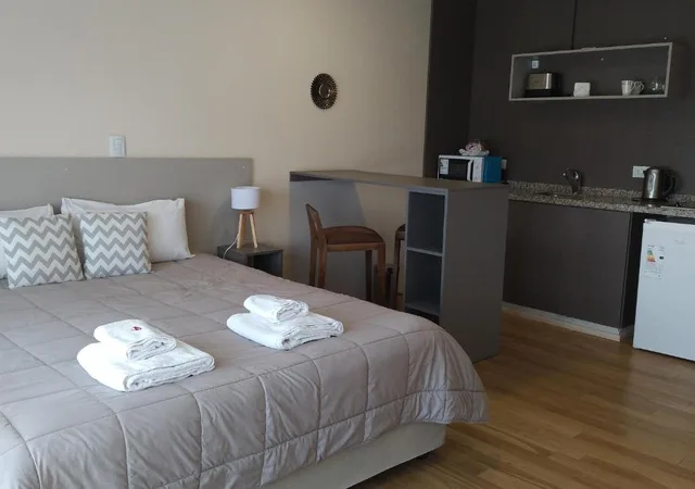 غرفة بسرير مزدوج بإطلالة على الجبل، Apart Hotel Quijote by DOT Suites 6/10