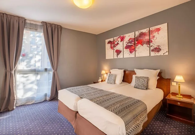 غرفة بريستيج بسريرين منفصلين، Amiral Hotel 1/5